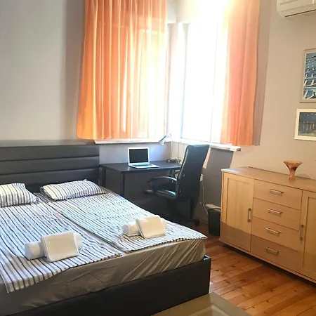 1bd Flat In Center - Steps From Vitosha Blvd By Flat Mаnager